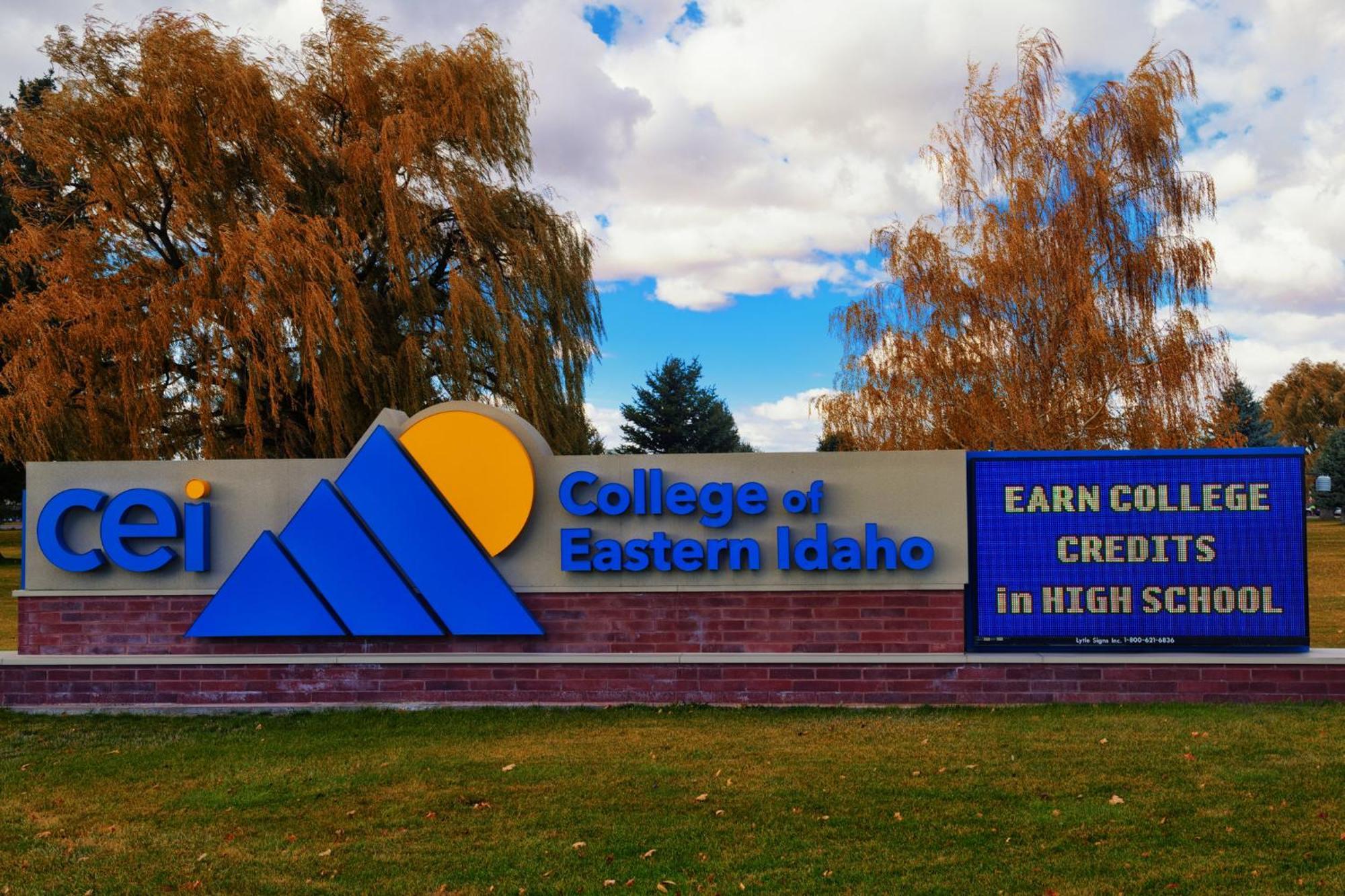 Holiday Inn Express Hotel & Suites Idaho Falls By Ihg Extérieur photo